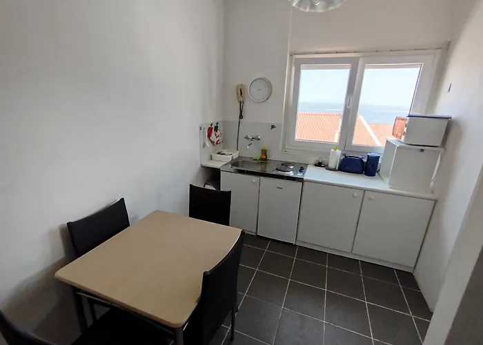 Dominik * 茨里克韦尼察